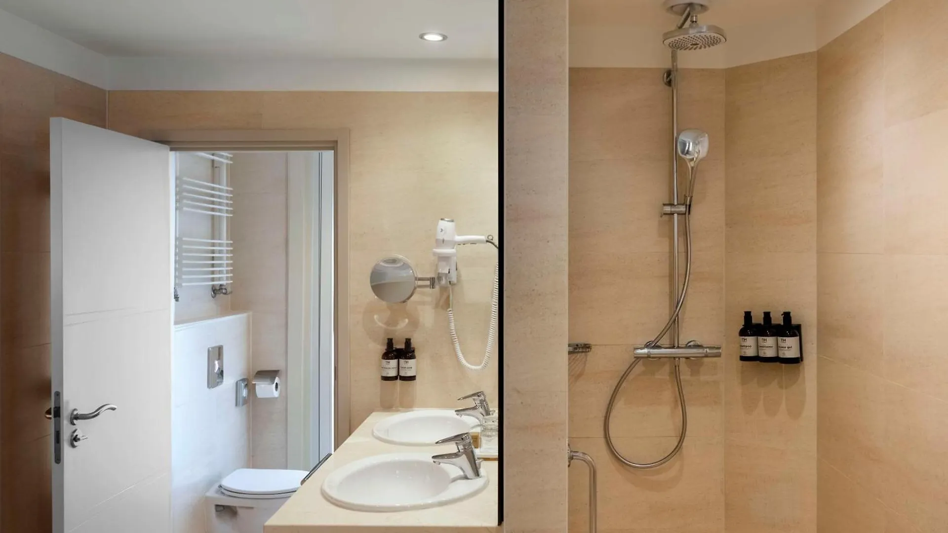 Nh Amsterdam Leidseplein Hotel 4*,